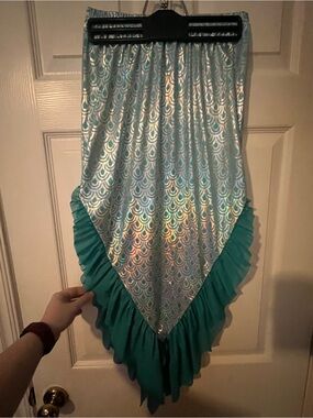 Cat & Jack Teal and Iridescent Mermaid Print Skirt